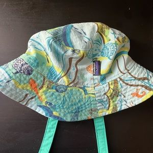Patagonia Waterproof Infant/Toddler Bucket Hat (Reversible) - OS
